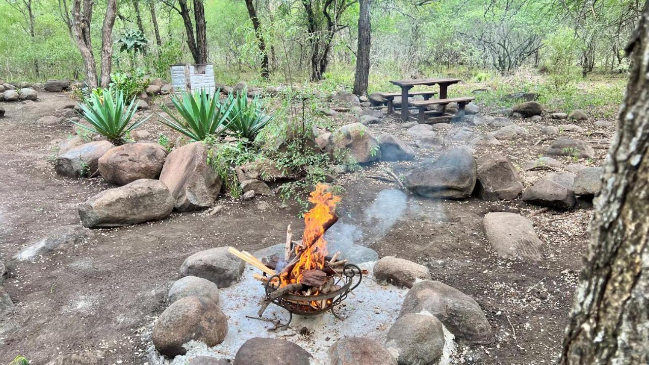 Kruger Kumba - Lahlekile Nathi Lägenhet Marloth Park Exteriör bild